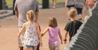 Dad with three children - summer child custody